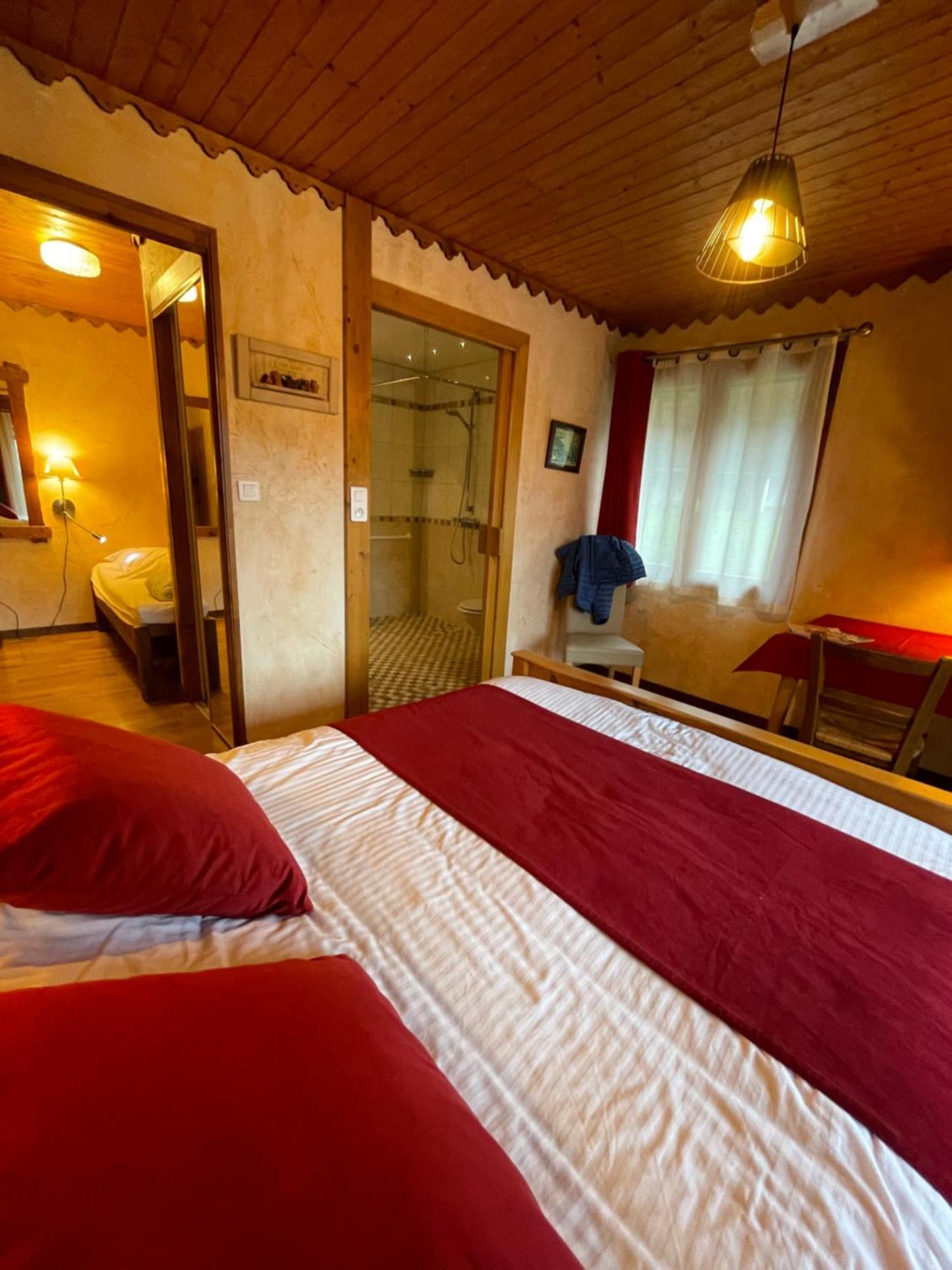 Hotel Le Ferraillon อาบงดองซ์ ภายนอก รูปภาพ