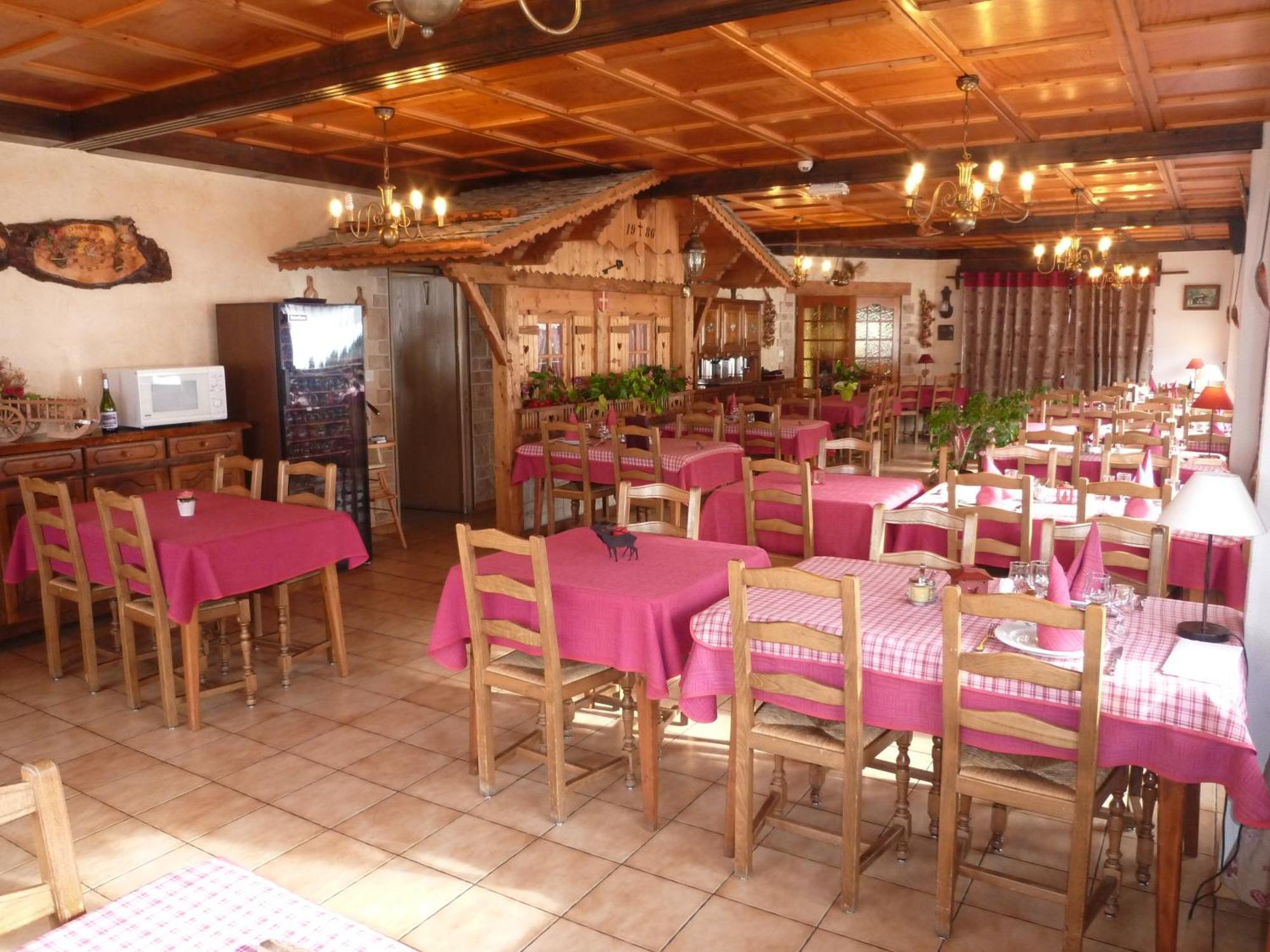 Hotel Le Ferraillon อาบงดองซ์ ภายนอก รูปภาพ
